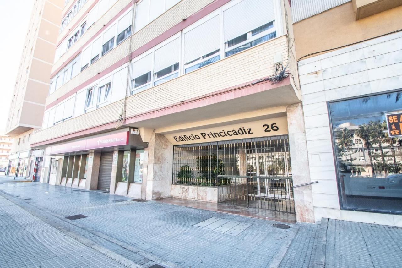 Apartamento La Bajamar Cadiz Bagian luar foto